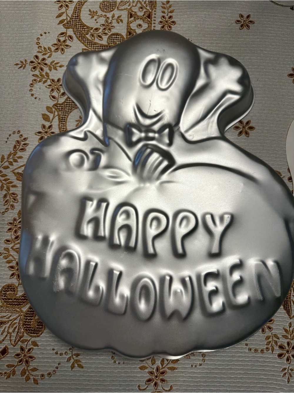 Vintage Aluminum Cake Pan